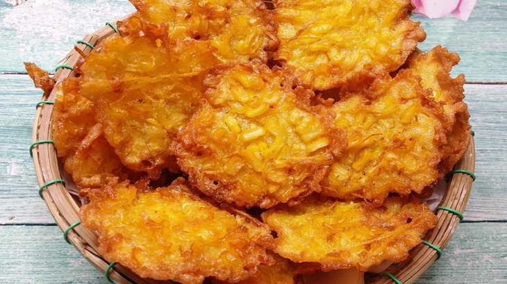 Bước 5 Thành phẩm Bánh bắp chiên giòn ngọt