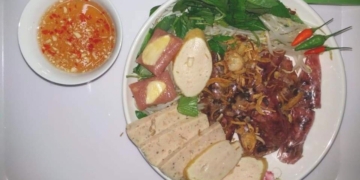 cach lam banh cuon bang banh trang nhan thit thom ngon don avt 1200x676 1