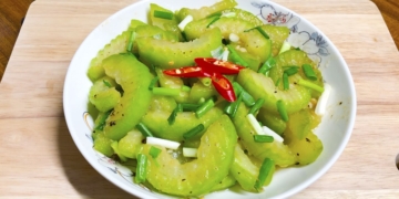 cach lam bi dao xao toi thom ngon nuc mui doi vi cho bua com avt 1200x676 1