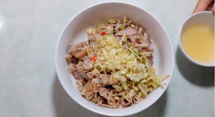 Bước 4 Trộn dê tái chanh Dê tái chanh