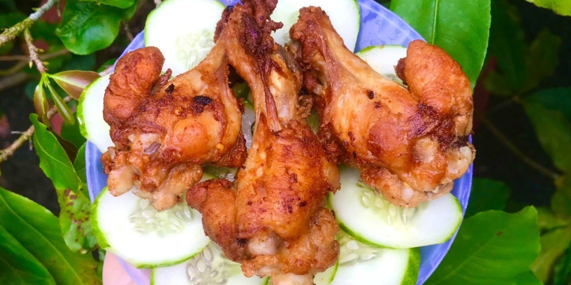 cach lam ga chien muoi ot giup da vang uom gion rum cuc don avt 1200x676 1