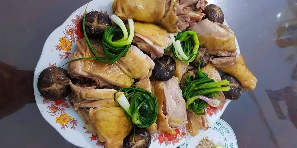 cach lam ga hap hanh don gian thom ngon kho cuong tai nha avt 1200x676 1