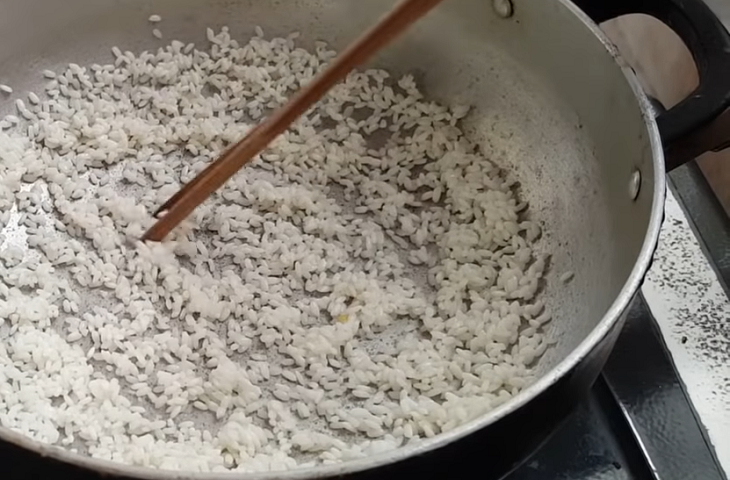 Bước 3 Làm thính gạo Mắm tép