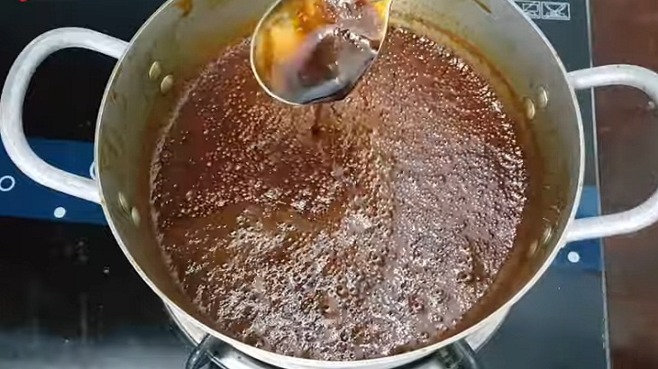 Bước 3 Thắng nước màu Nước màu (Nước hàng)