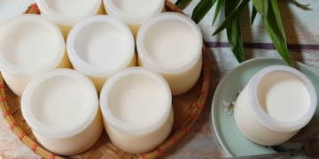 Cách làm sữa chua không đường mịn màng tại nhà đơn giản dễ thực hiện 78 cach lam sua chua com xanh deo ngon don gian ngon khong kem avt 1200x676 1