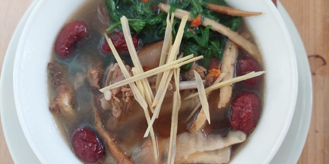 Cách làm sườn dê hầm thuốc bắc ngải cứu bổ dưỡng, thơm ngon khó cưỡng 1 cach lam suon de ham thuoc bac ngai cuu bo duong thom ngon avt 1200x676 1