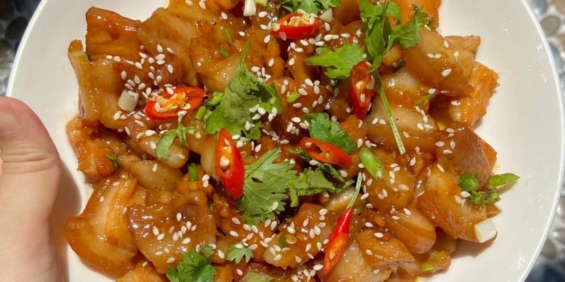 Thịt ba chỉ rim mặn ngọt đậm đà thơm ngon, món ăn hấp dẫn cho bữa cơm gia đình 1 cach lam thit ba chi rim man ngot dam da hap dan bat vi cho avt 1200x676 1