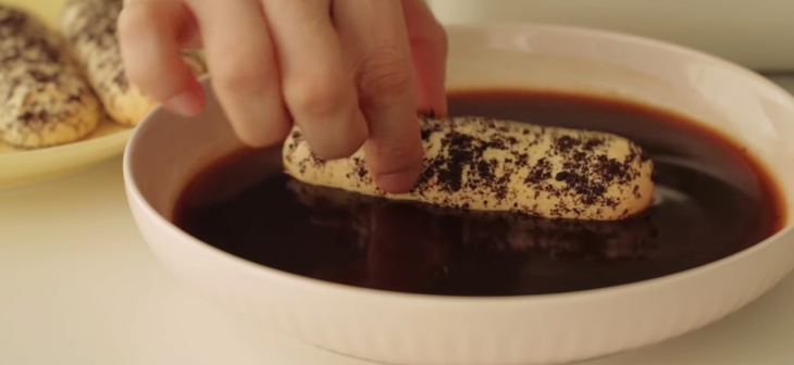 Bước 7 Hoàn thành bánh Tiramisu oreo