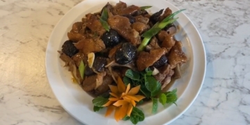cach lam vit ham hat sen nam huong mem thom bo duong tang avt 1200x676 1