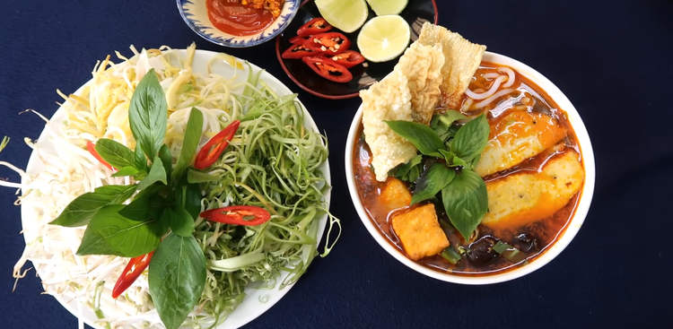 cach nau bun bo hue chay thom ngon thanh dam dam 3 760x367 1