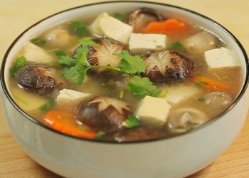 cach nau canh hat sen dam da ngot nuoc chay man deu dung duoc avt 1200x676 1
