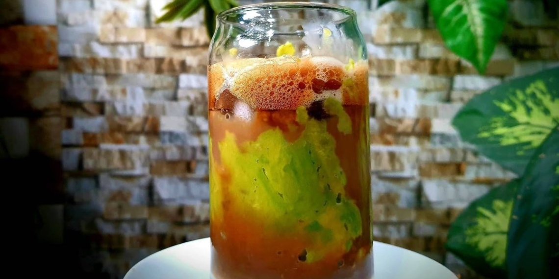 Cách làm cà phê bơ sữa (latte bơ) thơm nồng, vị béo ngậy độc đáo 1 cach pha ca phe bo tuoi thom ngon la mieng uong la thich avt 1200x676 1