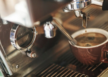 cach pha ca phe espresso thom ngon voi may pha ca phe espresso tu dong 760x367 1