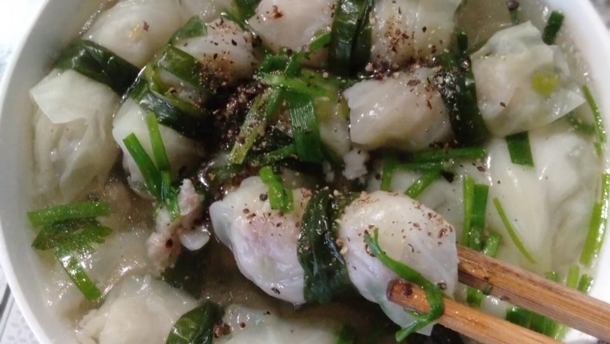 Canh bắp cải cuốn thịt bằm