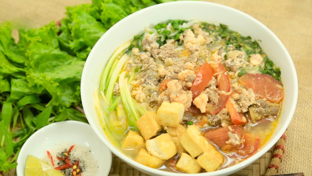 Canh cua tôm chua