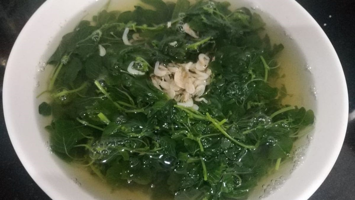 Canh rau dền nấu tép khô