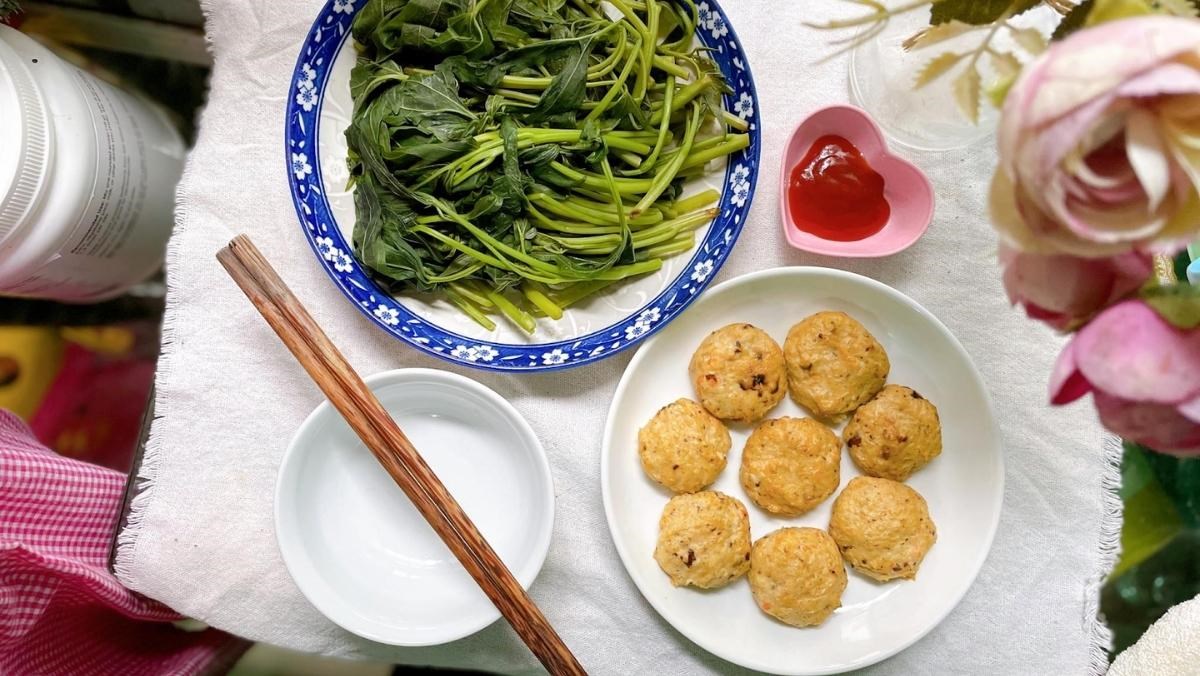 Chả gà nấm hương
