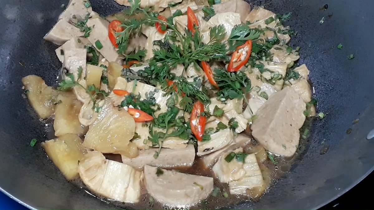 Chả lụa chay kho thơm