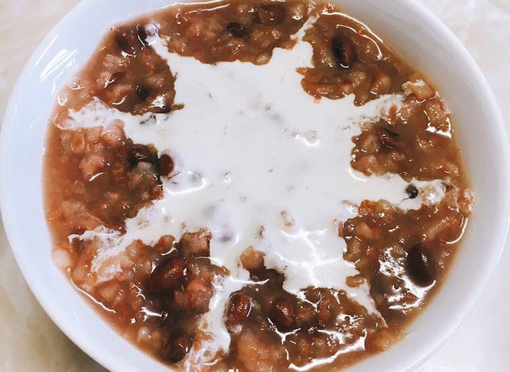 Cháo đậu đỏ tôm tươi