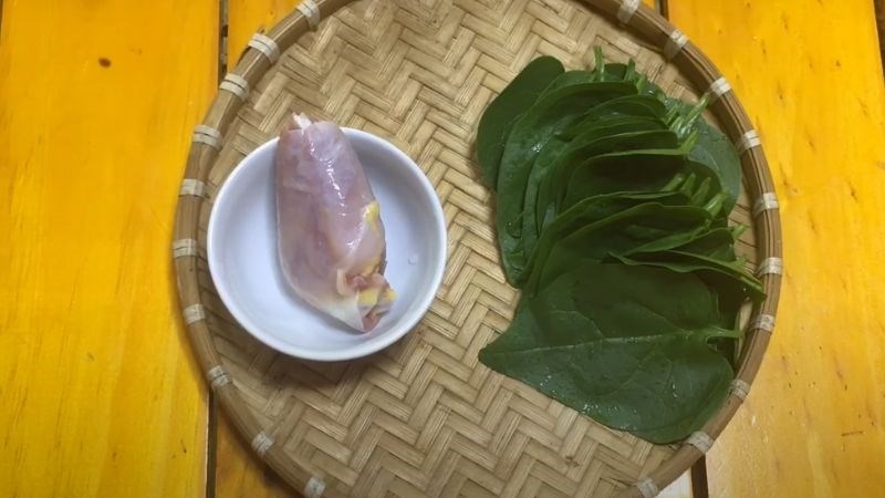 Nguyên liệu món ăn cháo gà cho bé