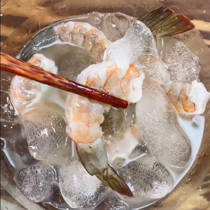 Bước 3 Chế biến thịt tôm Tôm sốt thái (Công thức được chia sẻ từ TikTok Cách Nấu Ngon cùng Cách Nấu Ngon)