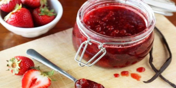 Hướng dẫn chi tiết 2 cách làm mứt dâu tây ngon tuyệt đậm vị ngoài hàng 62 chi tiet 2 cach lam mut dau tay cuc ngon nhu ngoai hang 8 760x367 1
