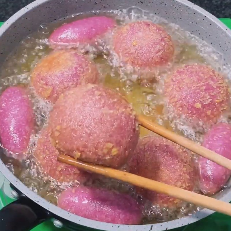 Bước 5 Chiên bánh Bánh rán khoai môn phô mai