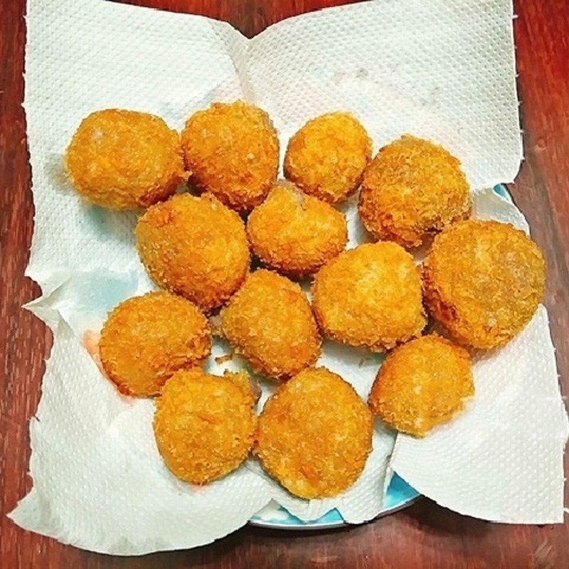 Bước 5 Chiên bánh Khoai môn viên tròn chiên xù