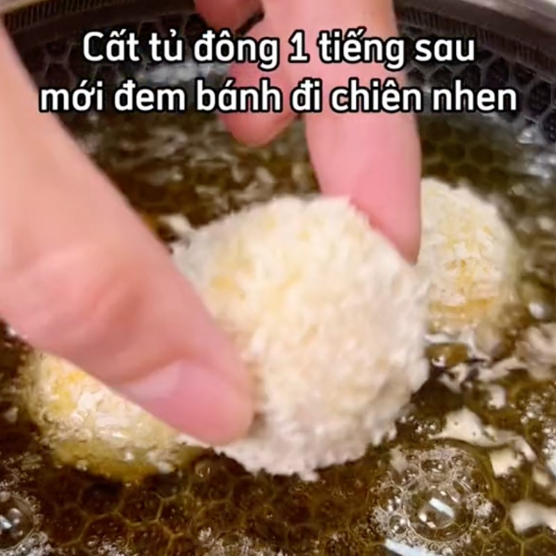 Bước 4 Chiên bánh Khoai môn chiên xù nhân phô mai(Công thức từ kênh tiktok Cách Nấu Ngon cùng điện máy XANH)