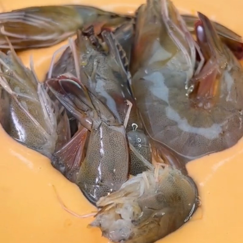 Bước 2 Chiên bánh Bánh mì tôm chiên (Công thức được chia sẻ từ Tiktok Cách Nấu Ngon cùng Cách Nấu Ngon)
