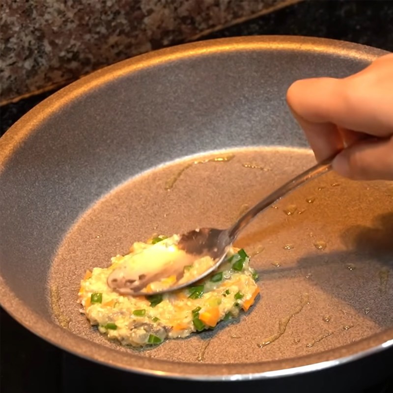 Bước 5 Chiên bánh yến mạch Bánh yến mạch