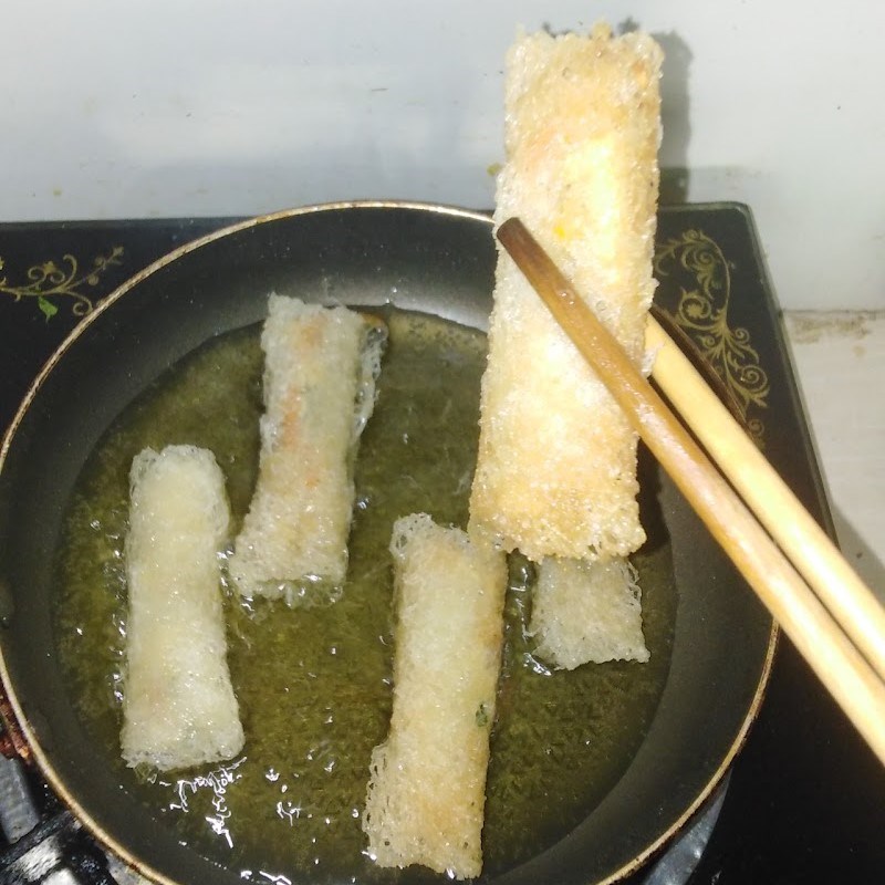 Bước 4 Chiên chả giò Chả giò rế chay