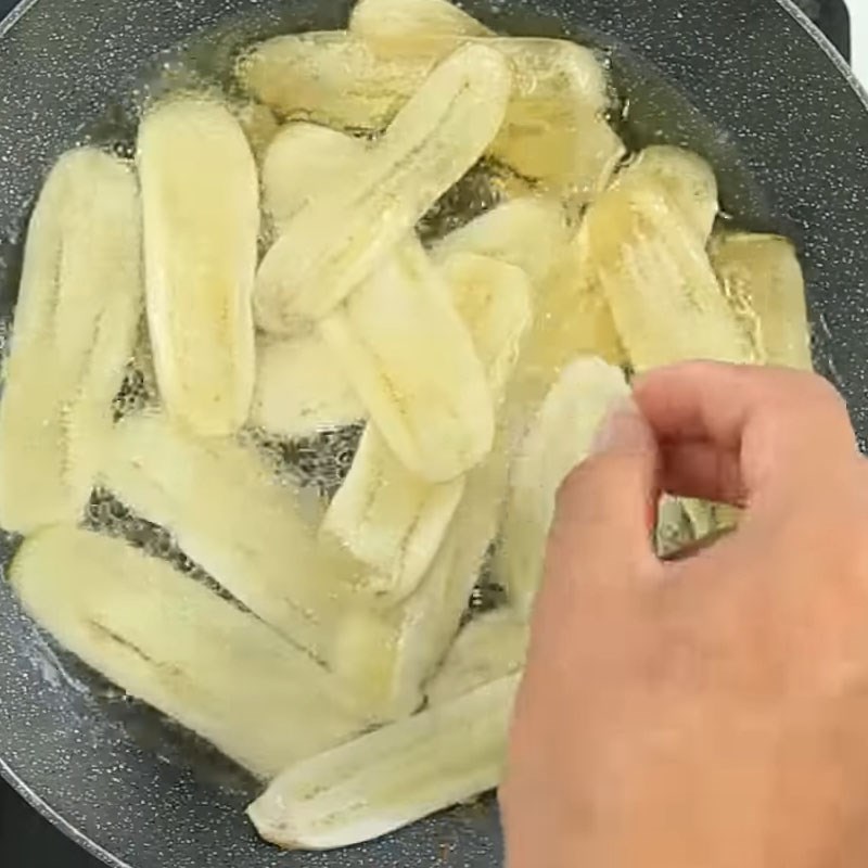 Bước 2 Chiên chuối Snack chuối phô mai