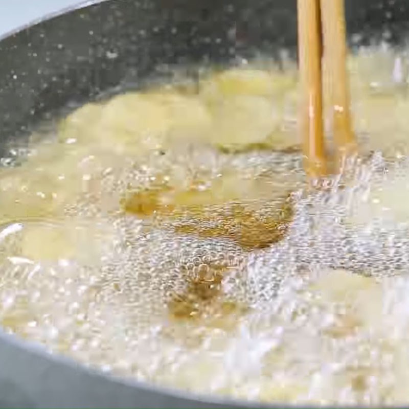 Bước 2 Chiên chuối Snack chuối mật ong