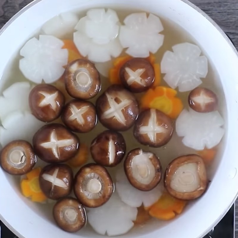 Bước 4 Nấu nước dùng Hủ tiếu hoành thánh chay