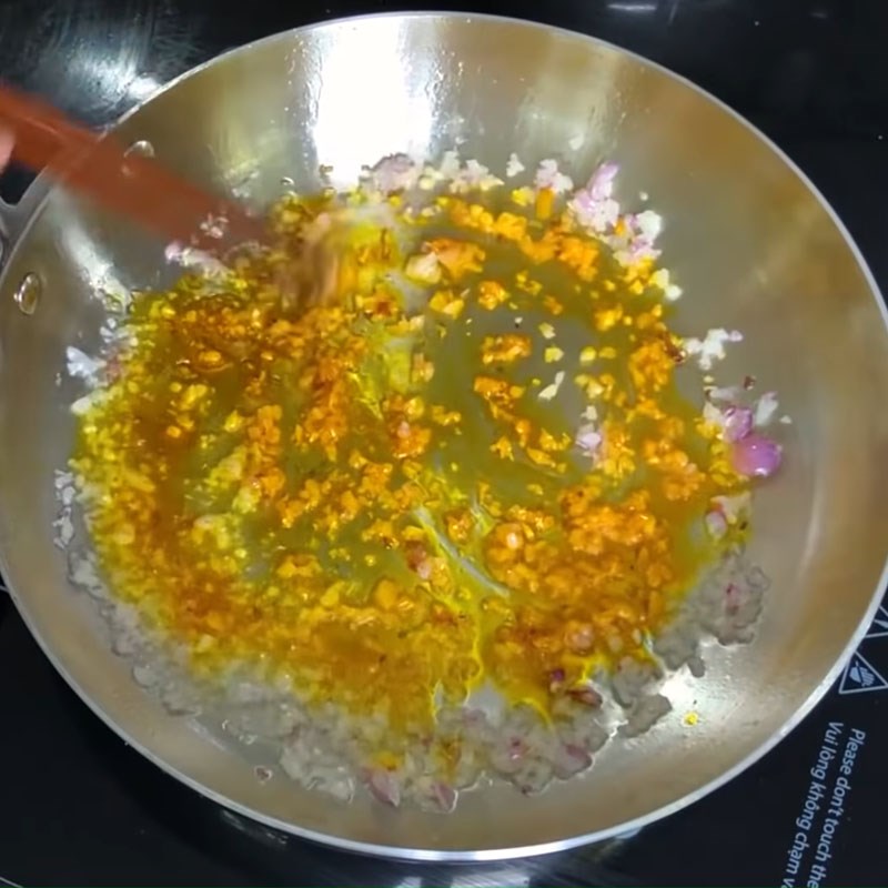 Bước 4 Chiên đậu hũ và xào cà chua Bún riêu tôm khô