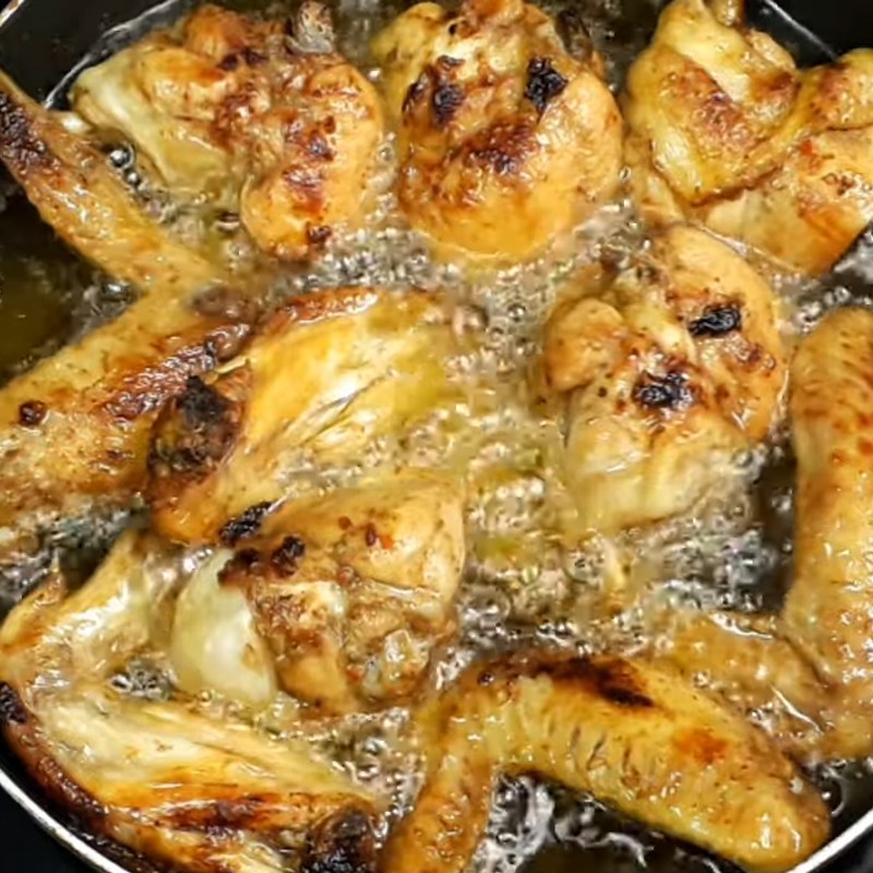 Bước 3 Chiên gà Gà chiên ngũ vị hương mật ong