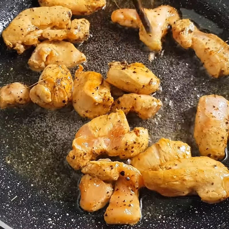 Bước 4 Chiên gà Gà chiên sả ớt với sả cọng
