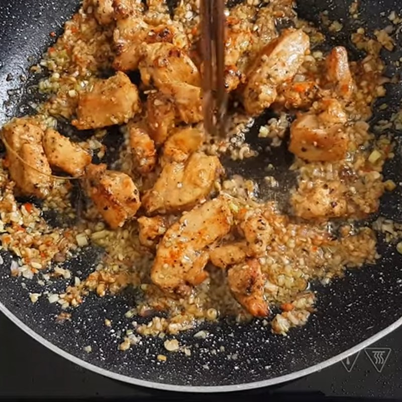 Bước 4 Chiên gà Gà chiên sả ớt với sả cọng