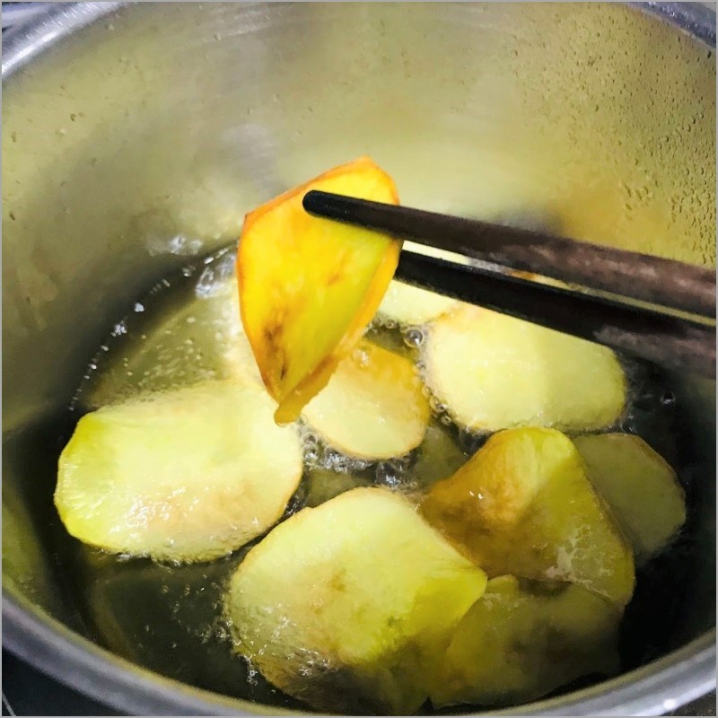 Bước 2 Chiên khoai lang Khoai lang chiên bơ (công thức được chia sẻ từ người dùng)