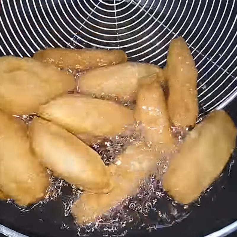Bước 2 Chiên sườn Sườn non chay kho sả ớt