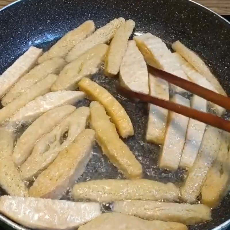 Bước 2 Chiên sườn Sườn non chay kho tiêu