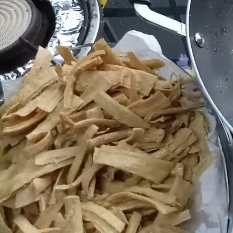 Bước 2 Chiên sườn non Sườn non chay chiên sả ớt