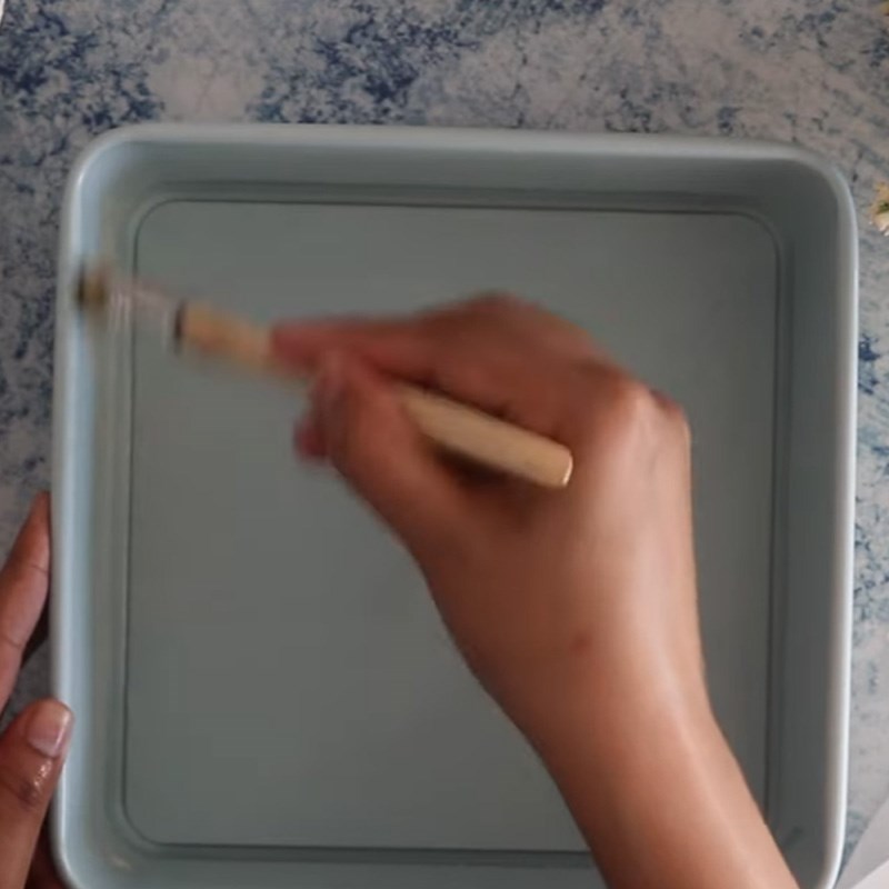 Bước 1 Chuẩn bị khuôn Bánh Langminton đỏ