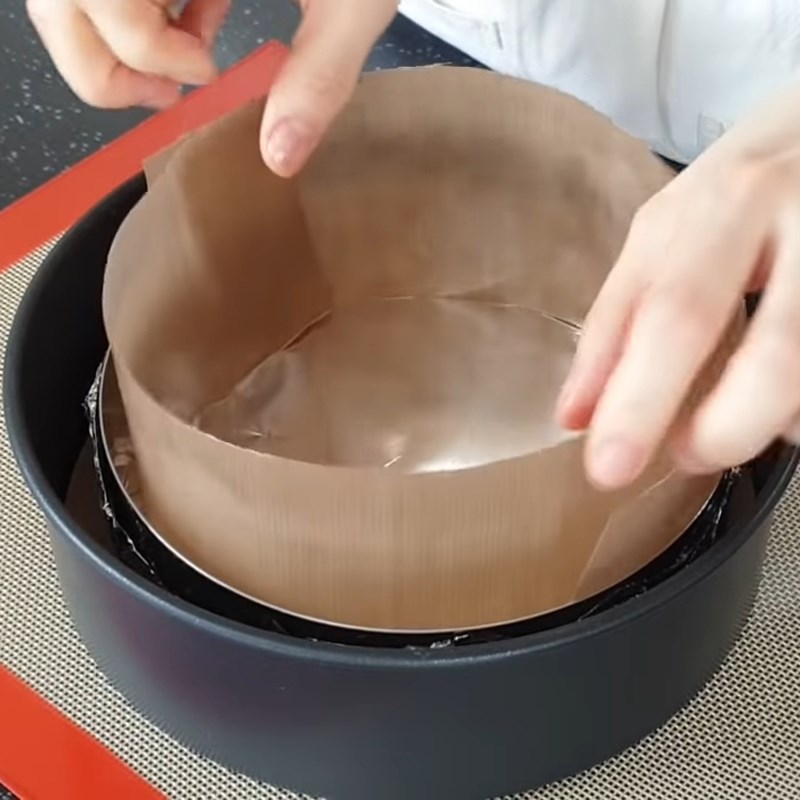 Bước 1 Chuẩn bị khuôn, sơ chế dứa Bánh phô mai nướng dứa