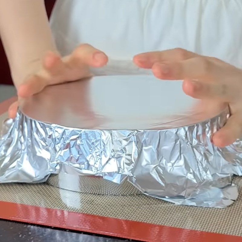 Bước 1 Chuẩn bị khuôn, sơ chế dứa Bánh phô mai nướng dứa