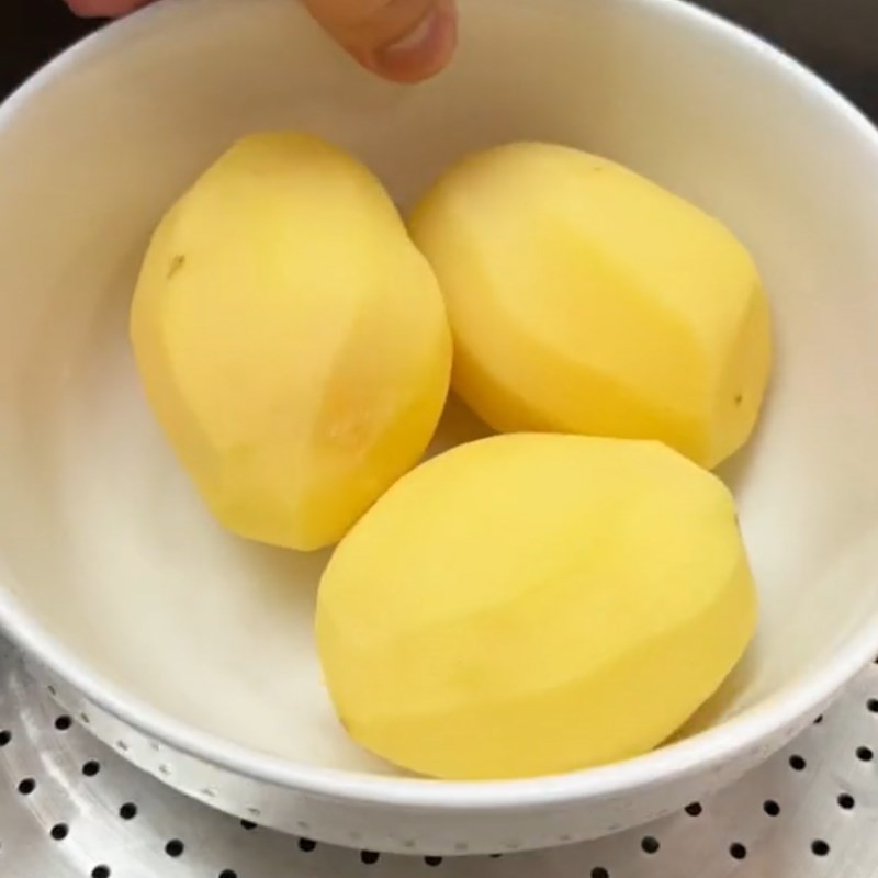 Bước 1 Chuẩn bị nguyên liệu Bánh khoai tây phô mai (Công thức được chia sẻ từ Tiktik Cách Nấu Ngon cùng Cách Nấu Ngon)