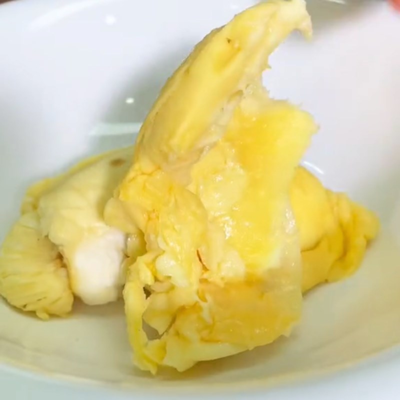 Bước 2 Chuẩn bị nhân sầu riêng Bánh tiêu sầu riêng (Công thức được chia sẻ từ Tiktok Cách Nấu Ngon cùng Cách Nấu Ngon)