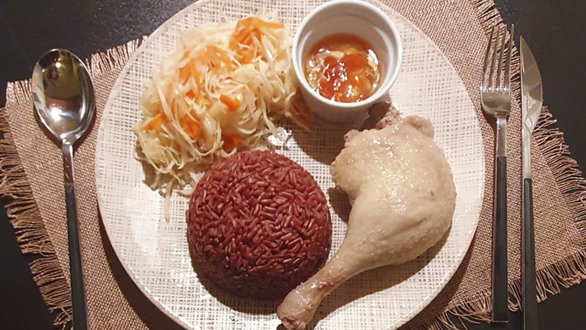 Cơm gạo lứt bằng nồi thường
