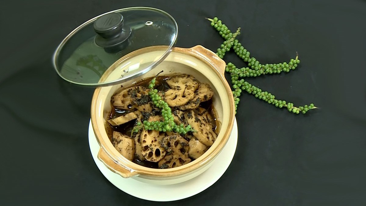Củ sen kho tiêu